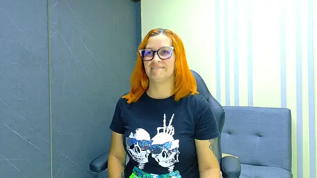 Britney taylor  online show from 24, 4, 2026