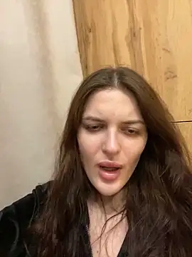 little belucci online show from 1, 2, 2025