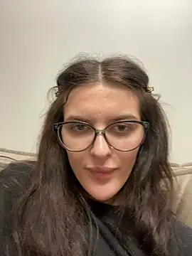 little belucci online show from 5, 2, 2025