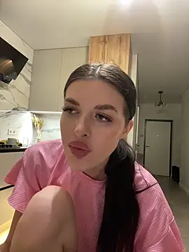 little belucci online show from 1, 3, 2026