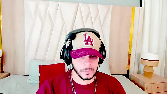 hottstuffx69 online show from 8, 11, 2025