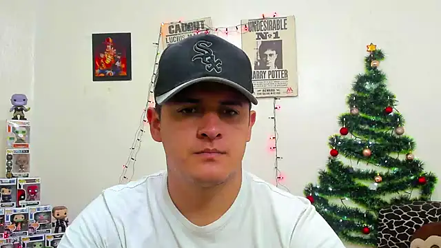 Snapshot of ney_22 chatting on 19, 12, 2024 ney 22 online show from 19, 12, 2024