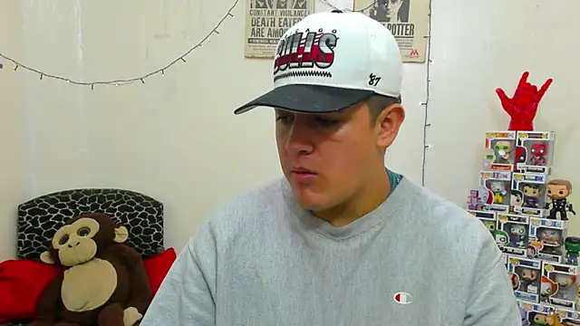 Snapshot of ney_22 chatting on 11, 1, 2025 ney 22 online show from 11, 1, 2025