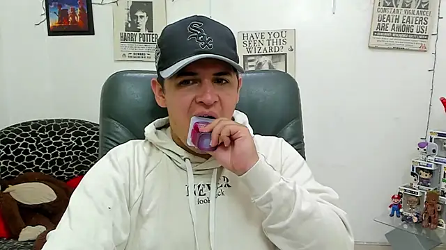 Snapshot of ney_22 chatting on 27, 1, 2025 ney 22 online show from 27, 1, 2025