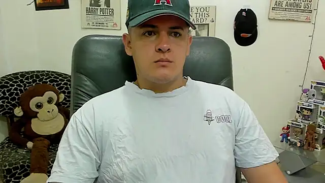Snapshot of ney_22 chatting on 1, 2, 2025 ney 22 online show from 1, 2, 2025