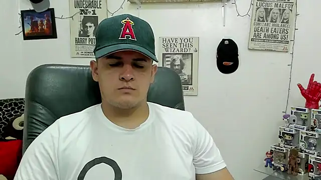 Snapshot of ney_22 chatting on 3, 2, 2025 ney 22 online show from 3, 2, 2025