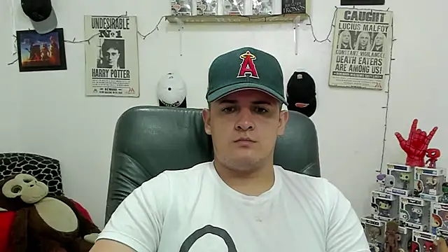 Snapshot of ney_22 chatting on 4, 2, 2025 ney 22 online show from 4, 2, 2025