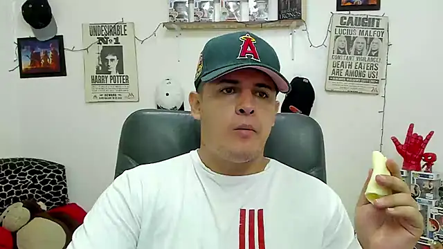 Snapshot of ney_22 chatting on 7, 2, 2025 ney 22 online show from 7, 2, 2025