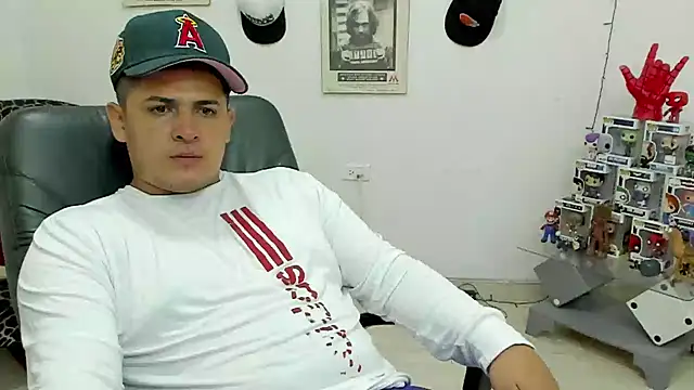 Snapshot of ney_22 chatting on 7, 2, 2025 ney 22 online show from 7, 2, 2025