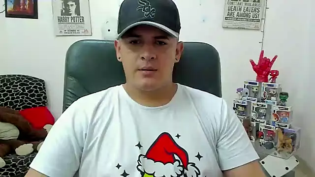 Snapshot of ney_22 chatting on 28, 2, 2025 ney 22 online show from 28, 2, 2025