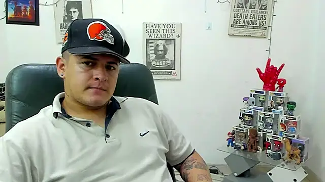 Snapshot of ney_22 chatting on 5, 3, 2025 ney 22 online show from 5, 3, 2025