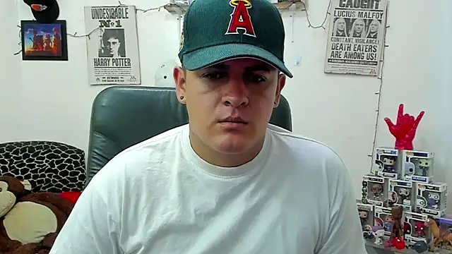Snapshot of ney_22 chatting on 10, 3, 2025 ney 22 online show from 10, 3, 2025