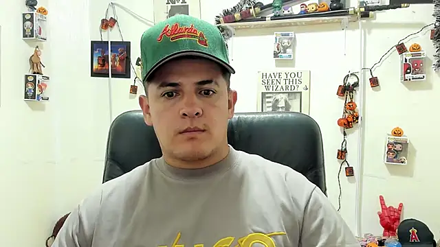 Snapshot of ney_22 chatting on 20, 10, 2025 ney 22 online show from 20, 10, 2025