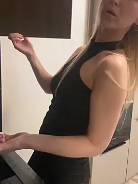 HotyPlays online show from 18, 2, 2025