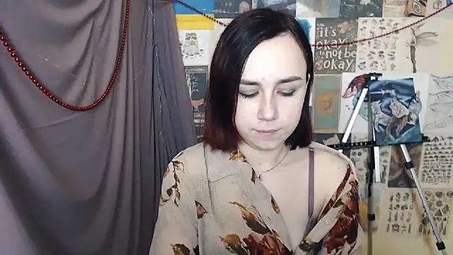 Snapshot of VeryVeryVeryShy_ chatting on 5, 1, 2025 VeryVeryVeryShy online show from 5, 1, 2025
