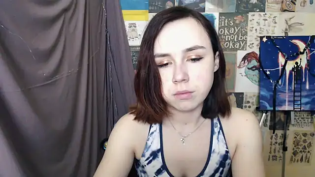 Snapshot of VeryVeryVeryShy_ chatting on 22, 2, 2025 VeryVeryVeryShy online show from 22, 2, 2025