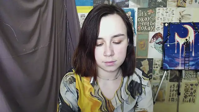 Snapshot of VeryVeryVeryShy_ chatting on 5, 3, 2025 VeryVeryVeryShy online show from 5, 3, 2025