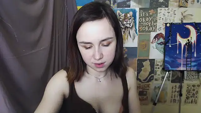 Snapshot of VeryVeryVeryShy_ chatting on 14, 3, 2025 VeryVeryVeryShy online show from 14, 3, 2025