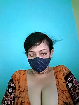 Snapshot of love_suman chatting on 21, 4, 2026 love suman online show from 21, 4, 2026