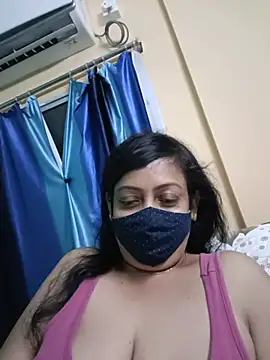 Snapshot of love_suman chatting on 18, 5, 2026 love suman online show from 18, 5, 2026