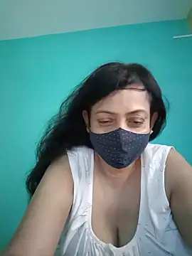 Snapshot of love_suman chatting on 20, 5, 2026 love suman online show from 20, 5, 2026