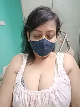 Snapshot of love_suman chatting on 23, 5, 2026 love suman online show from 23, 5, 2026