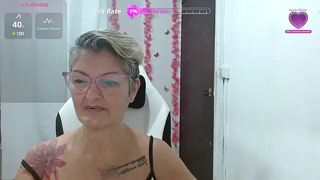 bety-cum2 online show from 5, 11, 2025