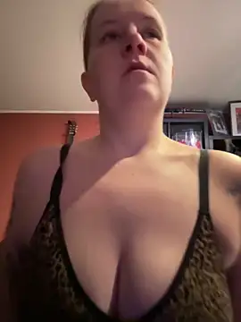 Snapshot of wetgerman_2 chatting on 17, 2, 2025 wetgerman 2 online show from 17, 2, 2025