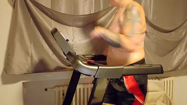 Snapshot of wetgerman_2 chatting on 15, 12, 2025 wetgerman 2 online show from 15, 12, 2025