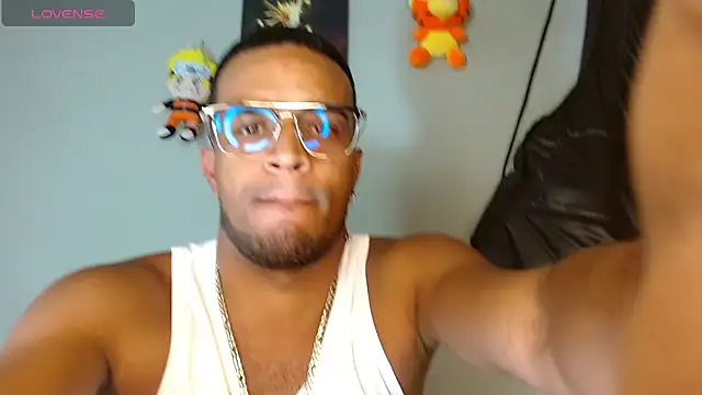 Snapshot of Bigcock_21cm_ chatting on 18, 11, 2025 Bigcock 21cm online show from 18, 11, 2025