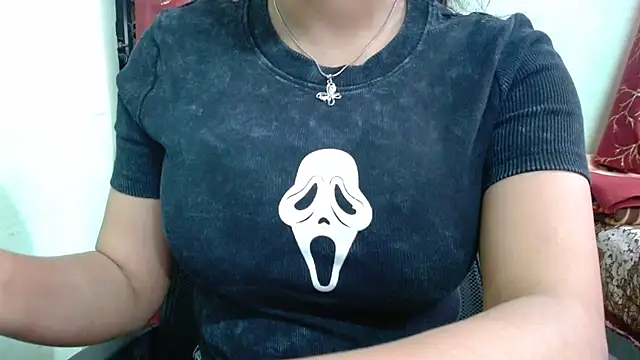 Snapshot of sweet-alia chatting on 9, 4, 2026 sweet-alia online show from 9, 4, 2026