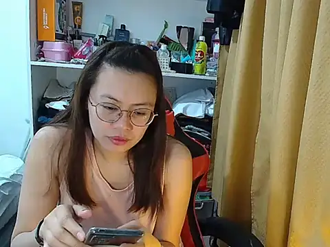 crizzybel online show from 2, 2, 2026