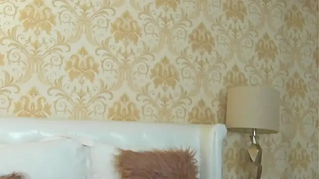 GiannaElliss online show from 14, 1, 2025