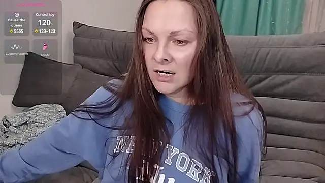 Marla Singerrr online show from 5, 3, 2025