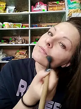 Marla Singerrr online show from 8, 3, 2025