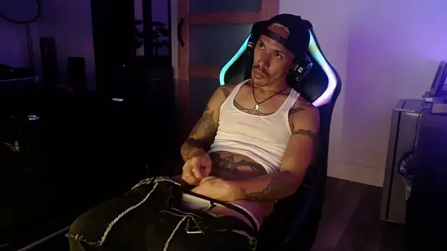 Snapshot of inc25cb@xh chatting on 18, 10, 2025 inc25cbxh online show from 18, 10, 2025