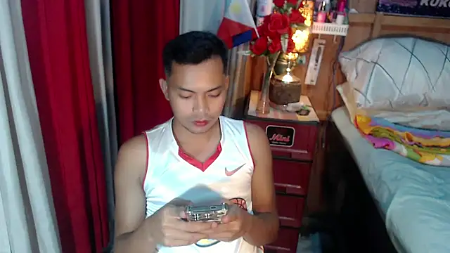 Snapshot of Asianboybig1_Daniel chatting on 24, 10, 2025 Asianboybig1 Daniel online show from 24, 10, 2025