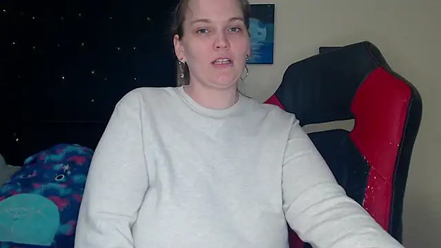 ToxicLilly online show from 6, 12, 2024