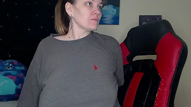 ToxicLilly online show from 10, 12, 2024