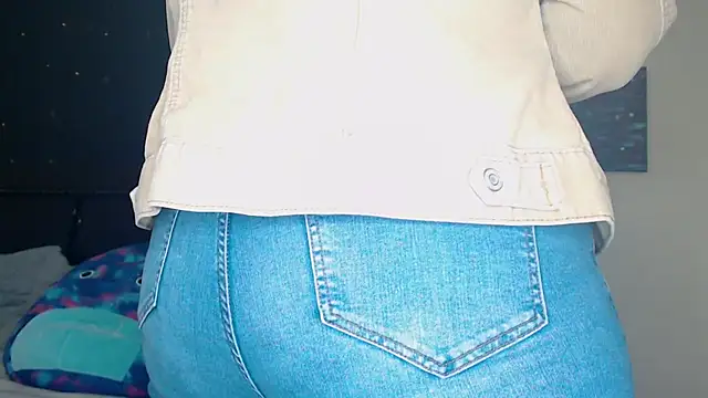 ToxicLilly online show from 10, 1, 2025