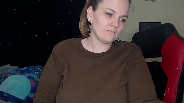 ToxicLilly online show from 9, 2, 2025