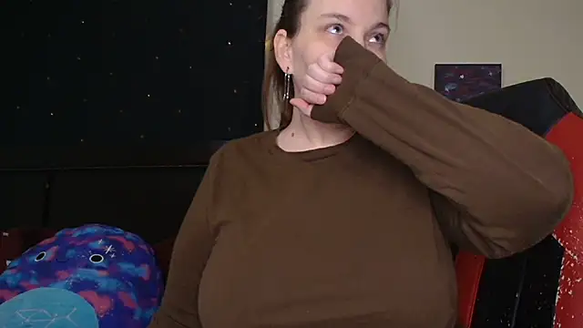 ToxicLilly online show from 4, 11, 2025