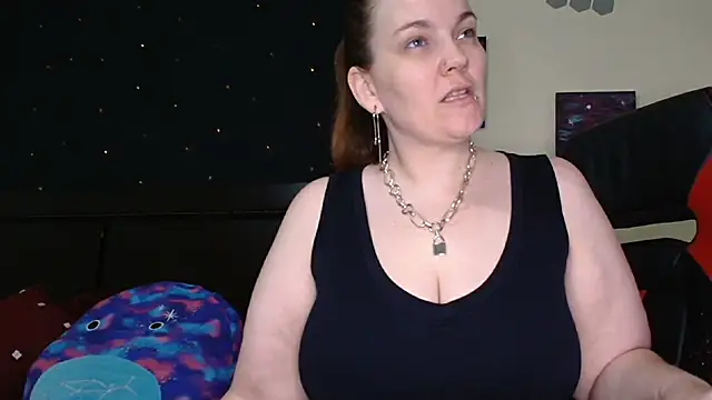 Snapshot of ToxicLilly chatting on 16, 12, 2025 ToxicLilly online show from 16, 12, 2025