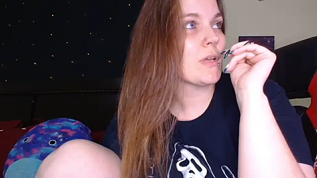 Snapshot of ToxicLilly chatting on 7, 1, 2026 ToxicLilly online show from 7, 1, 2026