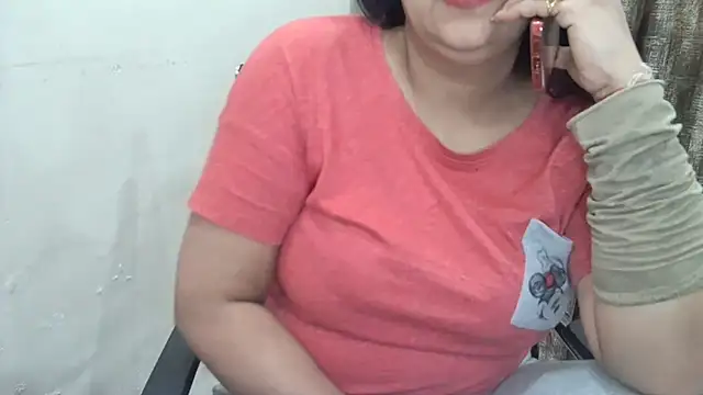 Zoya Varma004 online show from 24, 1, 2025