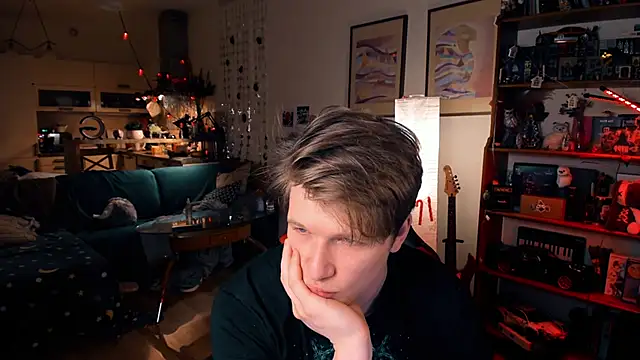 Breston Sweet online show from 2, 1, 2025