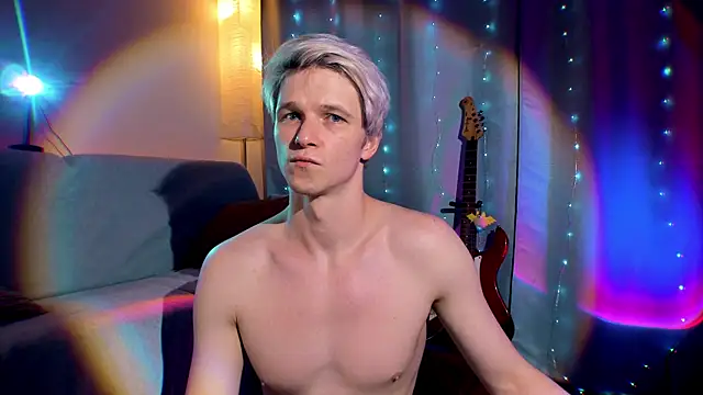 Breston Sweet online show from 13, 12, 2025