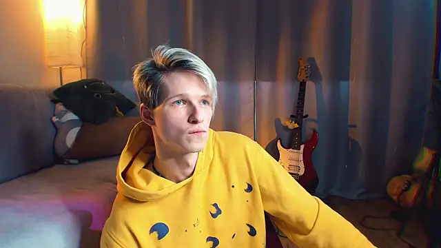 Breston Sweet online show from 17, 2, 2026