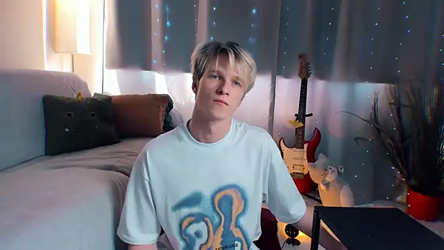 Breston Sweet online show from 17, 4, 2026