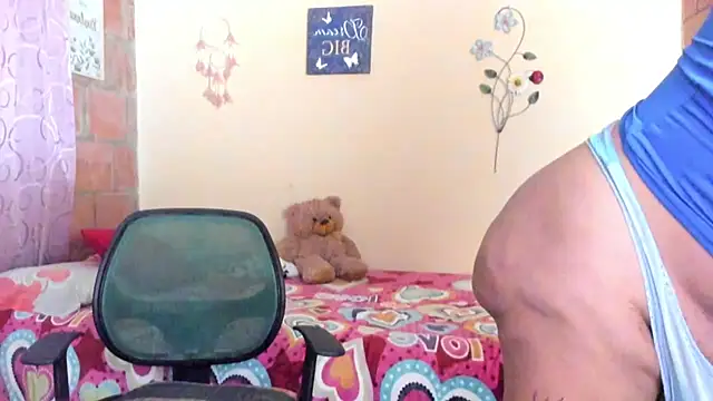 zafiro sex  online show from 27, 2, 2025